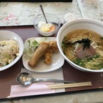 中国料理　登仙 - ラーメン焼きめしセット