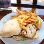 LULU'S WAIKIKI - フィッシュサンド