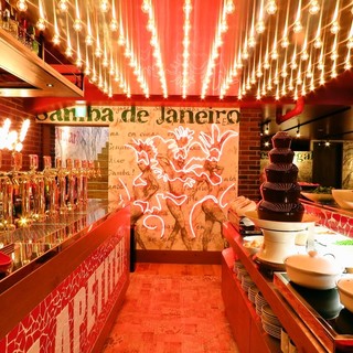 【全7種類のビールサーバー】ドリンクも充実のラインナップ