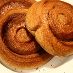 ベッカライ ビオブロート - シナモンロール