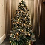セント レジス ホテル - 1階のクリスマスツリー