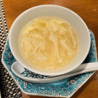 華都飯店 OsakaMetro本町ビル店 - コーンスープ