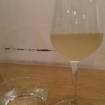 ozawa - ピエトロビアンコとお水。