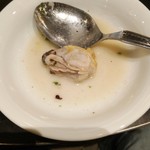 アノーニモ - 広島産カキのアヒージョ