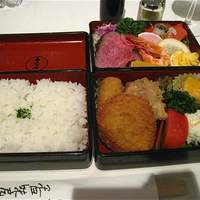 レストラン香味屋 - 全体はこんな感じです
