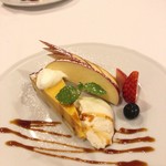 リストランテ ピッツェリア ジャンカルロ トウキョウ - 安納芋のタルトとラム酒を効かせたパンナコッタ