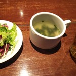 肉とワイン bonanza - ランチのサラダとスープ