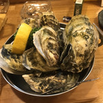 居酒屋山さん - ガンガンカキ酒蒸し