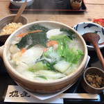 うどん山菜 塩屋 - 海鮮鍋焼き