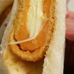 サンドイッチハウス メルヘン - 韓国人もビックリ！伸びるチーズ（笑）