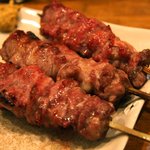 串焼 かつちゃん - 焼トン　カシラを塩で！　とっても柔らかく、ジューシーです　お勧め