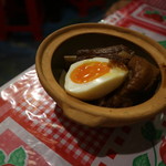 ホアマイ - スペアリブと半熟卵の煮物