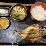 越後屋権兵衛 - アジの開き定食