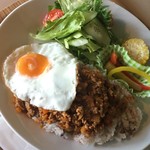 カフェアンドバー ループ - 