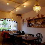 タイニー トリア アフタヌーンティー＆カフェ - 