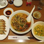 中国家常麺房 趙之家 福重分店 - 