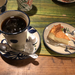 やちむんカフェ ぐんじょう - 