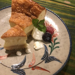 やちむんカフェ ぐんじょう - 