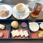 アフタヌーンティーのセット