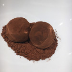 レヴォル - 前回訪問したチョコより進化していました。 珈琲に合いますね。