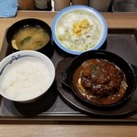 松屋 - ビーフハンバーグステーキ定食