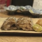 あてまき喜重朗 - 太刀魚の塩焼き 890円。