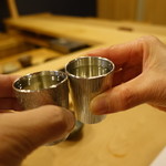 すし処 睦月 - ビールからの冷酒で乾杯♪