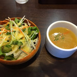 サラダとスープ