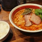 麺屋 悠 - 担々そば(850円)を大盛(50円)にした♪辛さ3辛はピリッときた。