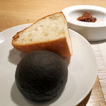 ラ・メール・ギキ - La Merコース/イカスミパンとバゲット('18.12月中旬)