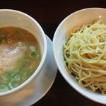 つけ麺　３００ｇ　850円