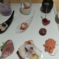 ブッフェアンドカフェ スロープサイドダイナー ザクロ - 