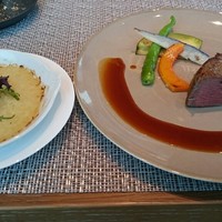 オールデイダイニング オアシスガーデン - メイン料理
