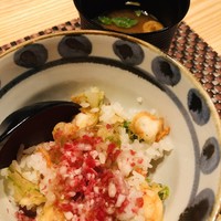 肉割烹 幹の弐 - 天ほぐしの牛とろフレーク掛けご飯お赤出汁