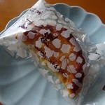 菓子司みしま - アップルパイ140円