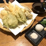 重蔵 - 天ぷら盛り合わせ+大葉単品×2
