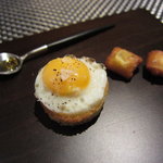 レストラン バカール - ウズラの小さな目玉焼きのモーニングセット