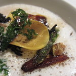 レストラン バカール - シャテーニュ栗のブルーテ フォアグラとチンタセネーゼの生サラミと２