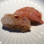 鮨し人 - 白えびと甘えびの紅白握り