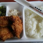 牛島商店 - 唐揚げ弁当(小盛り、ニンニクあり)￥450