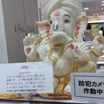 タンドゥール - 店頭にいた守り神