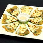 鉄板鍋屋 ひらの兆治 - チーズチヂミ
