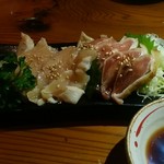 喰いもの屋やそはち - 赤鶏たたき（もも・むね）