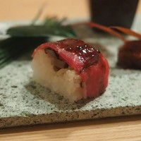 肉亭ふたご iki 本郷三丁目店 - 和牛棒寿司