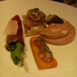 リストランテ ラ・バリック トウキョウ - 前菜：自家製モルタデッラと焼き茄子を添えた豚のテリーヌ