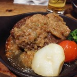 Tokyo Rice Wine - 黒毛和牛の絶品ハンバーグ1,290円を梅しそジンジャー別角度から