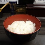 横浜家系らーめん 武術家 - 終日無料お代わり自由ライス中盛り