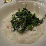 個室中華 頤和園 - コース６皿目（青菜とカニのメレンゲ仕立て）