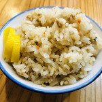 葉隠うどん - 具が細やかでホント食べやすい。福岡でも「かしわ」と呼ぶんだな。