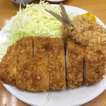 とんかつ山家 - ロースカツ定食750円